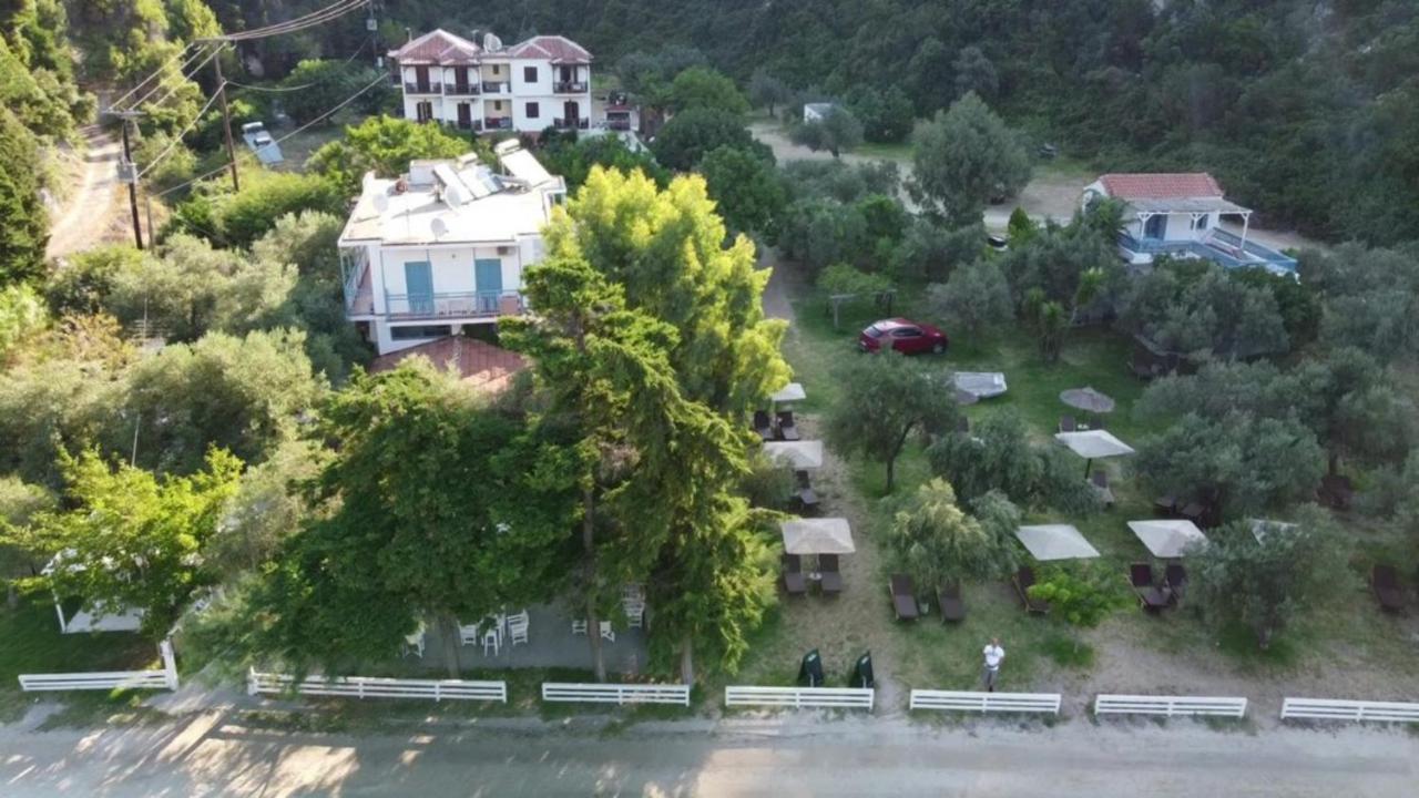 Limnonari Beach Rooms Città di Skopelos Esterno foto